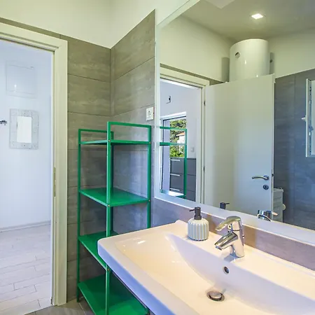 Ume - Heated Pool, Sauna, Volleyball Court Casa vacanze Tugare